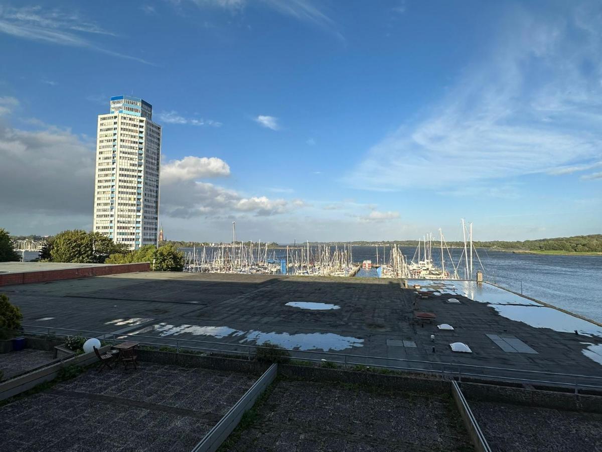 Wiking Yachthafen - Schleiblick Apartment Schleswig Ngoại thất bức ảnh
